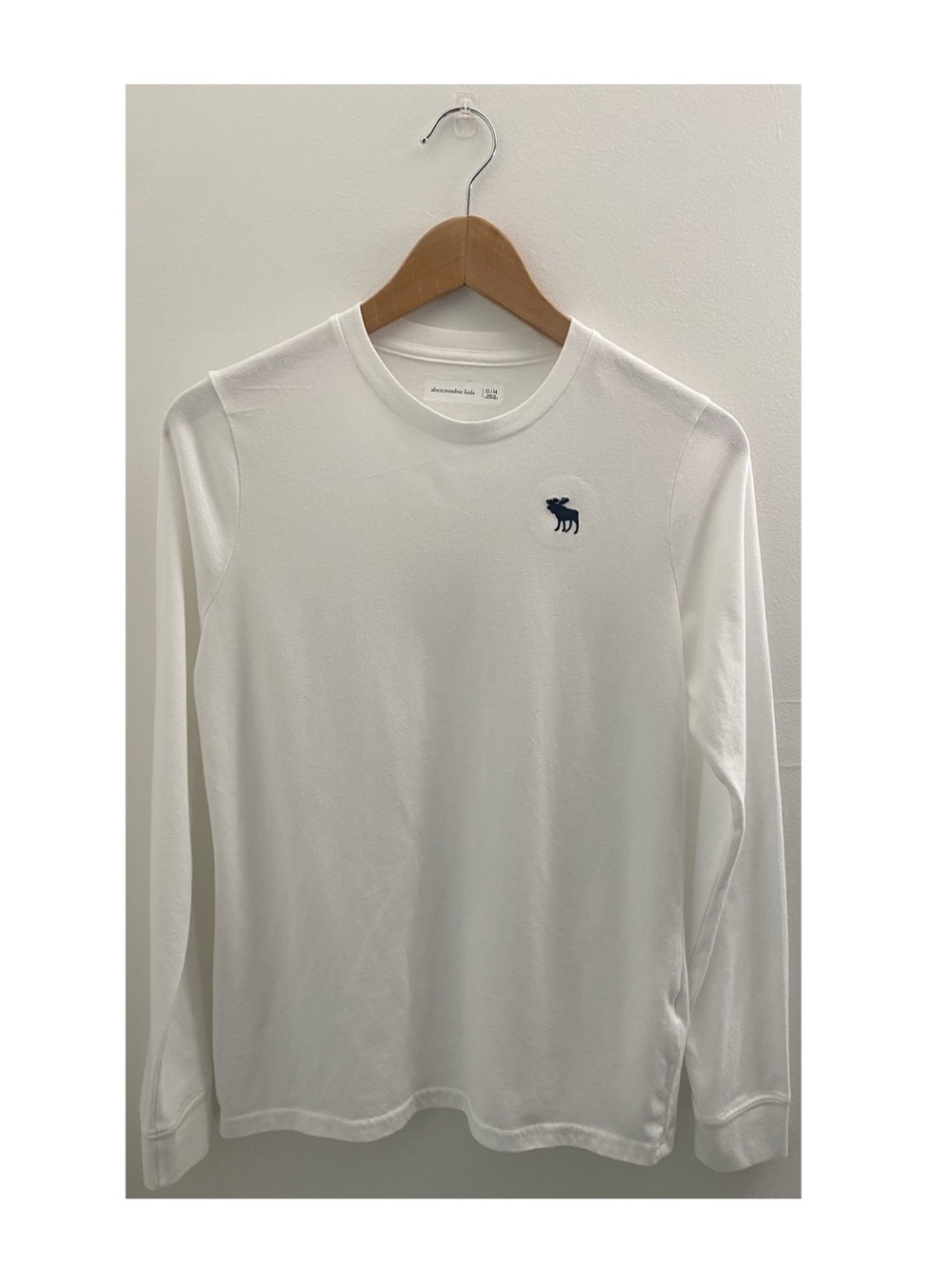 Abercrombie Kids Essential Long-Sleeve Icon Crew Tee (Size 13/14)